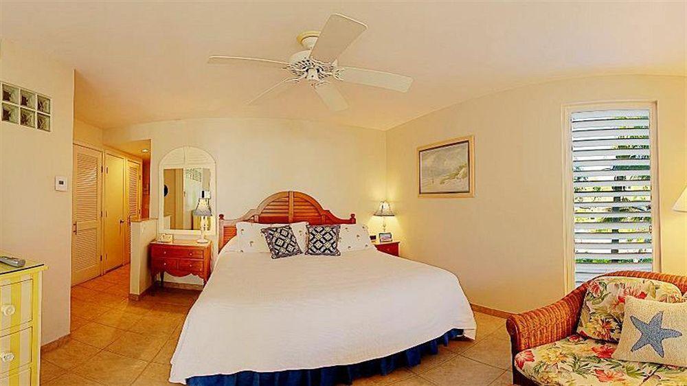 Ocean Club West Resort Grace Bay Buitenkant foto