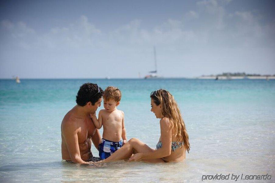 Ocean Club West Resort Grace Bay Buitenkant foto