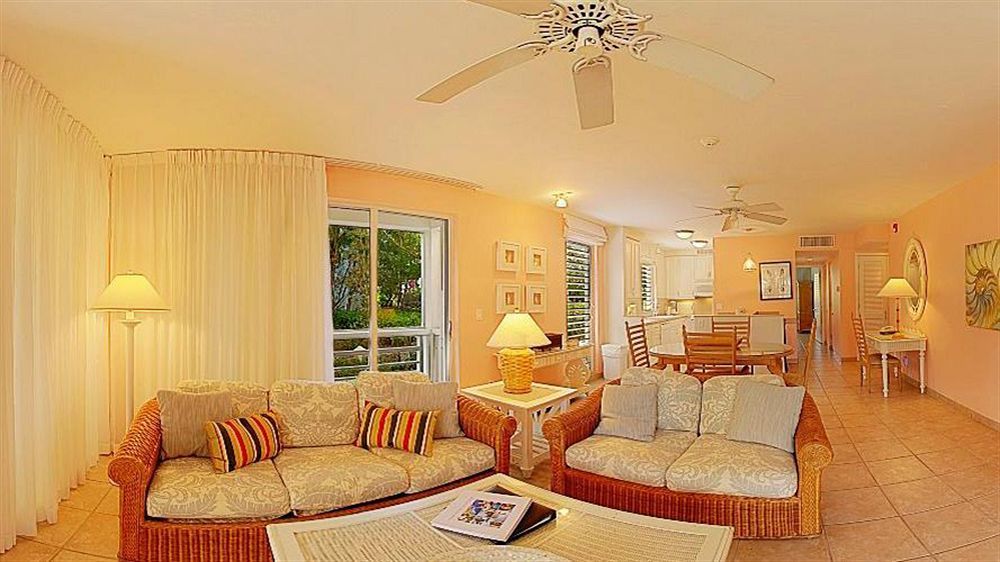 Ocean Club West Resort Grace Bay Buitenkant foto