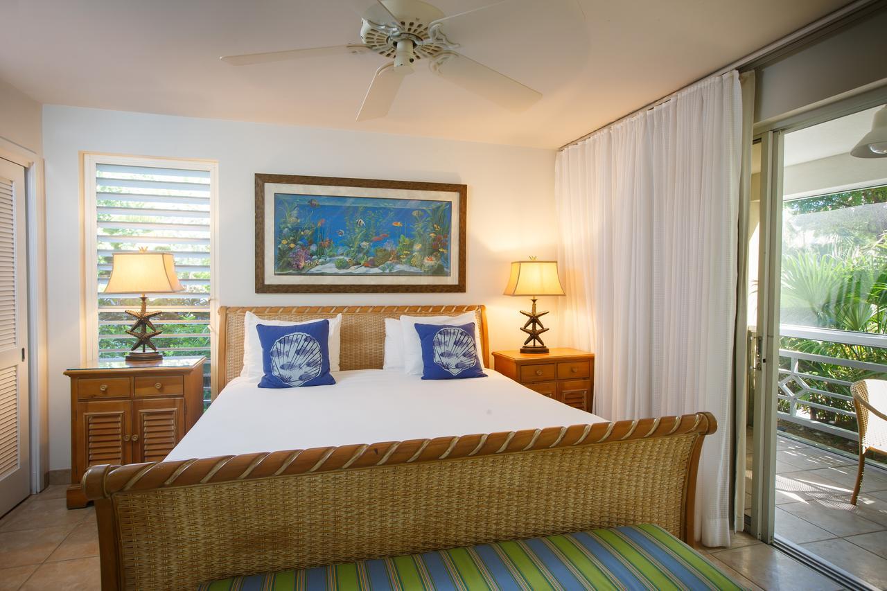 Ocean Club West Resort Grace Bay Buitenkant foto