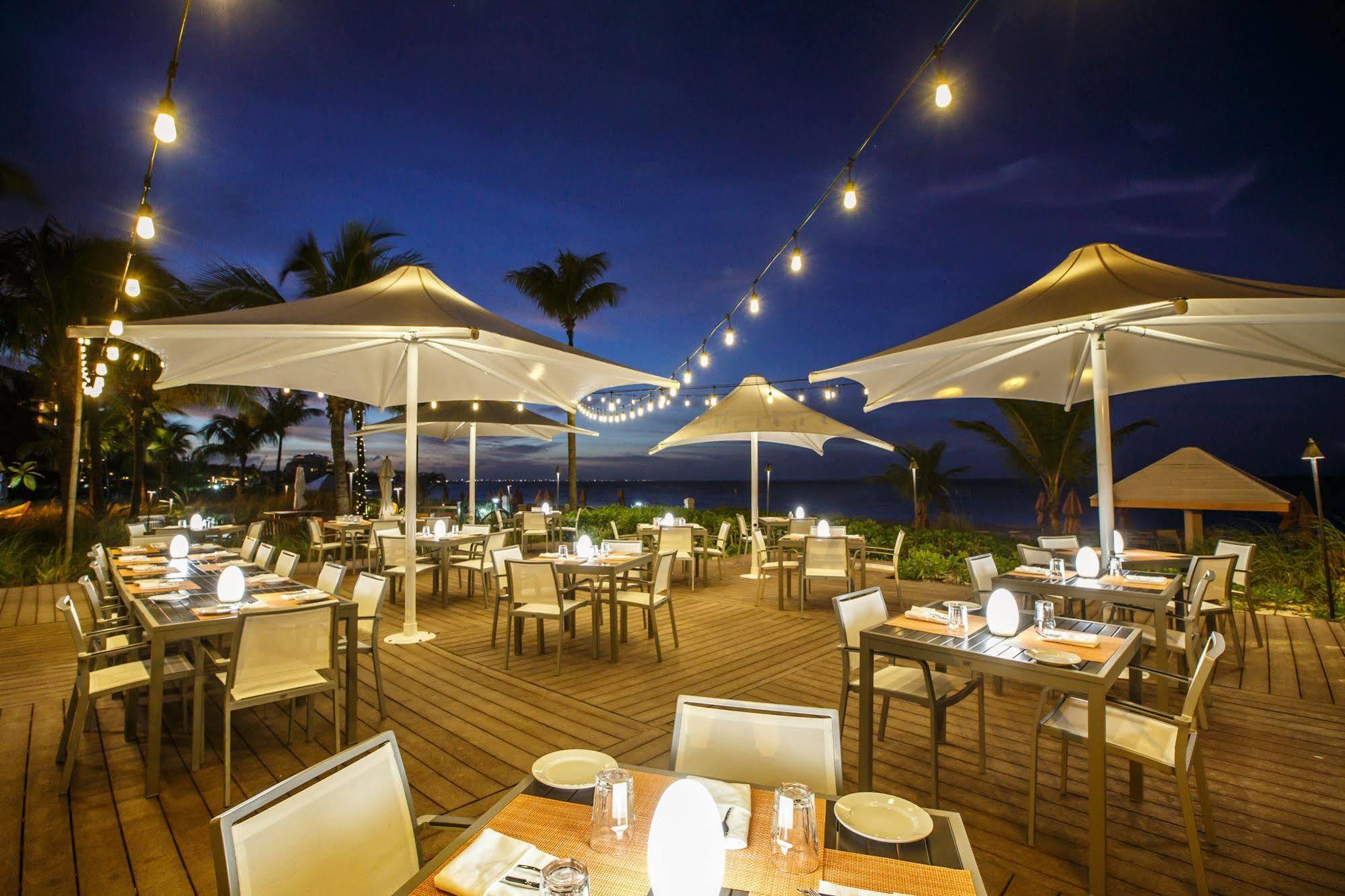 Ocean Club West Resort Grace Bay Buitenkant foto