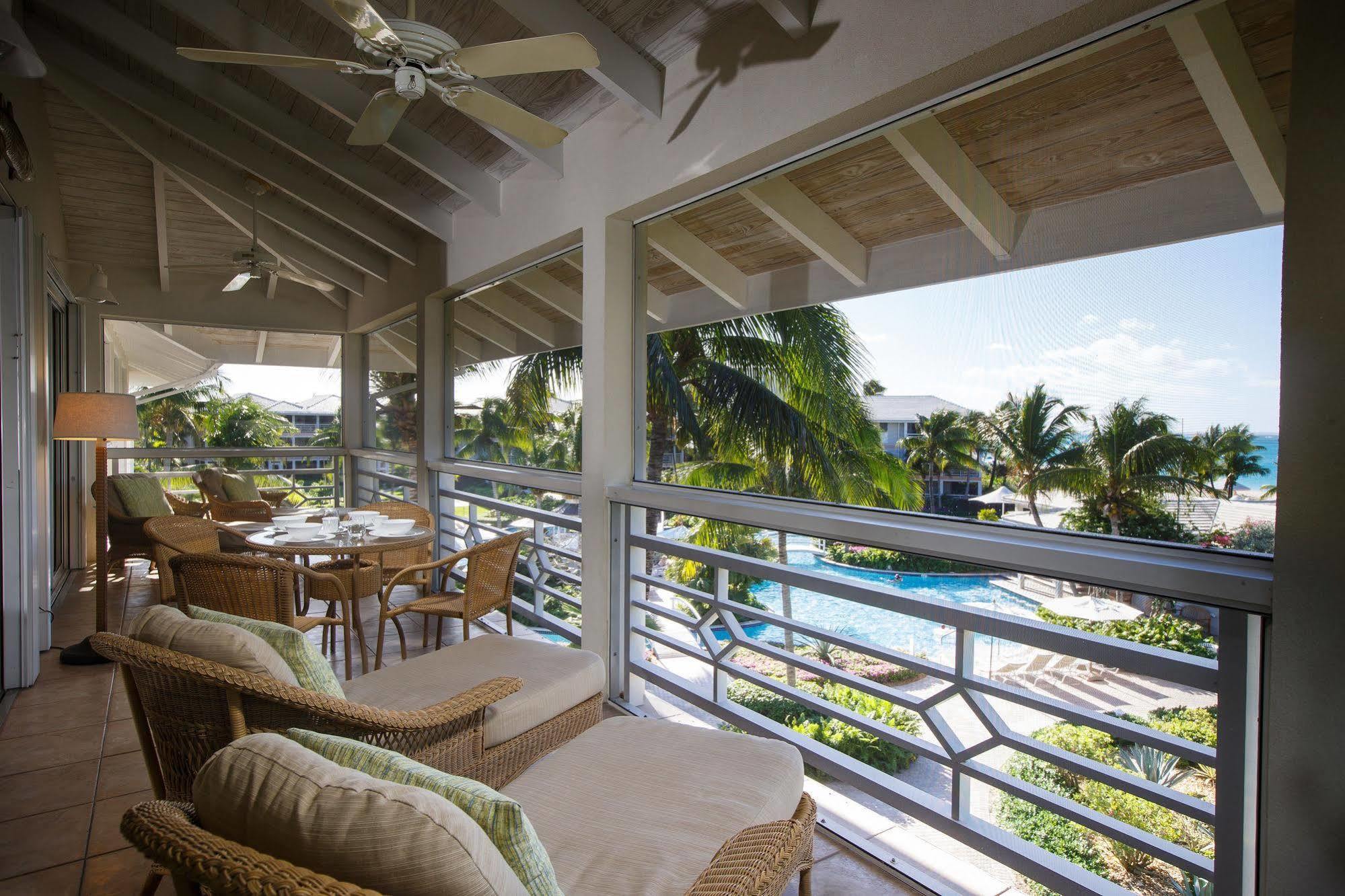Ocean Club West Resort Grace Bay Buitenkant foto