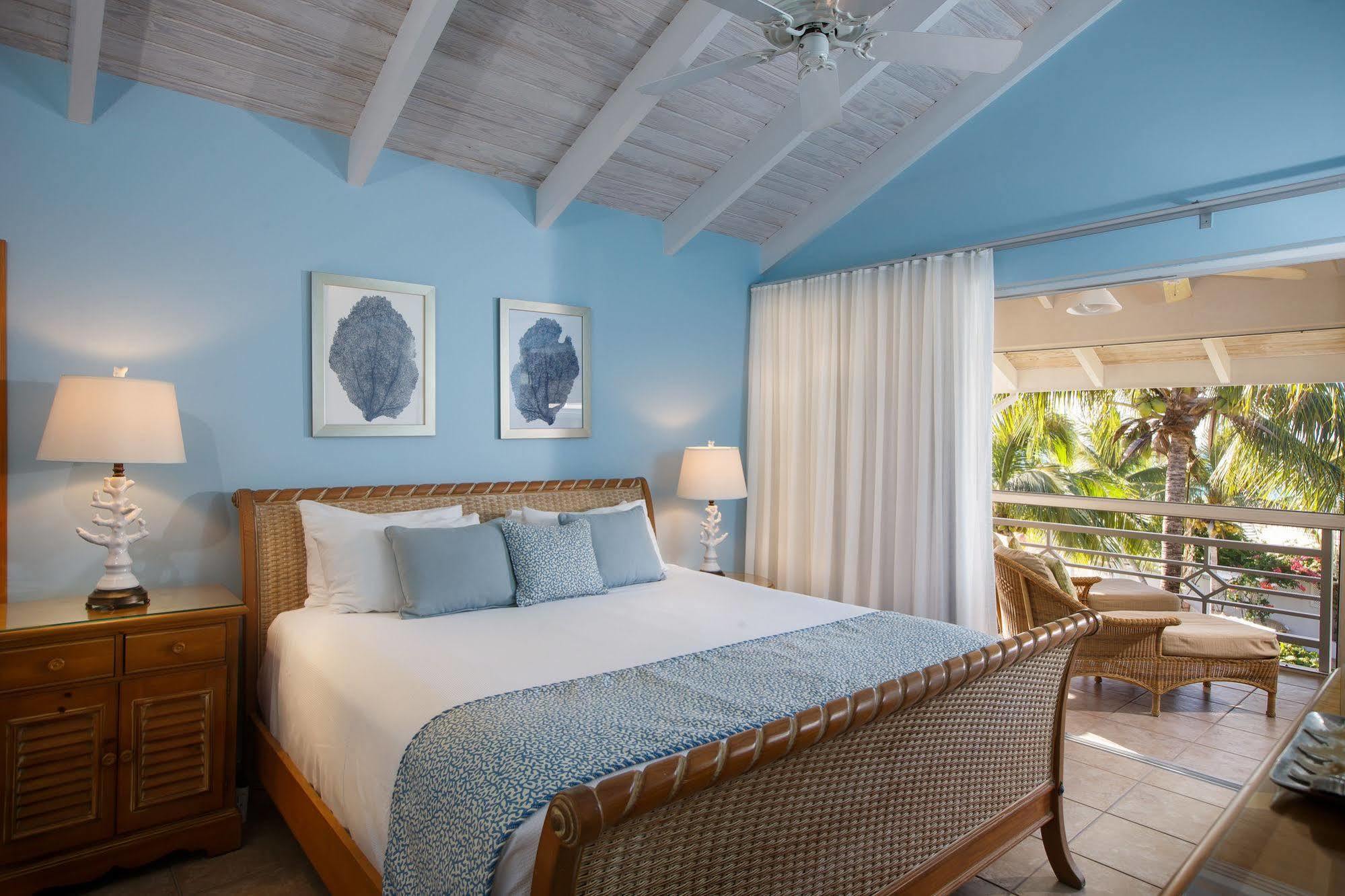 Ocean Club West Resort Grace Bay Buitenkant foto